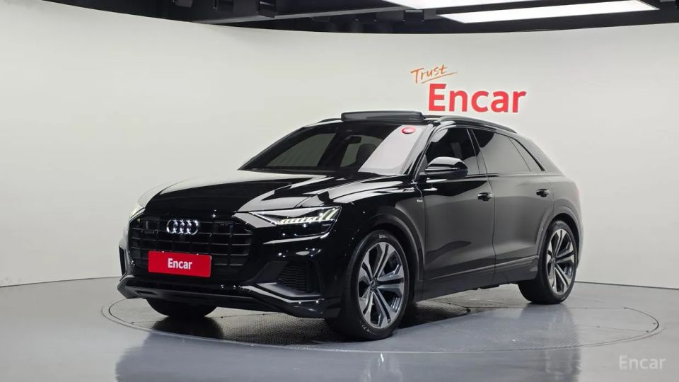 Audi Q8