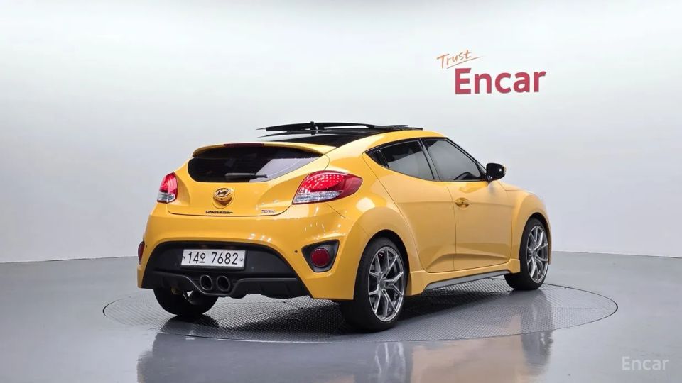 Hyundai Veloster