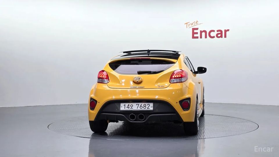 Hyundai Veloster