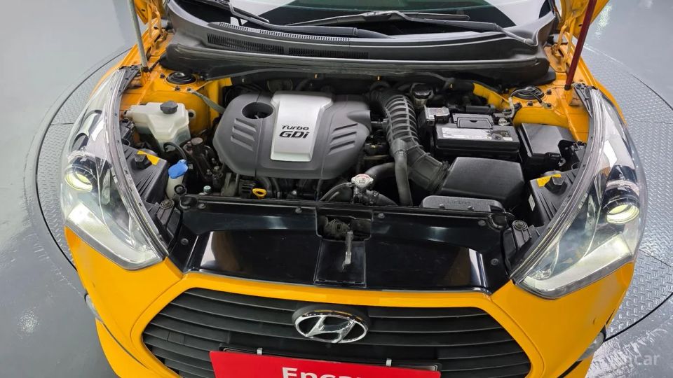 Hyundai Veloster