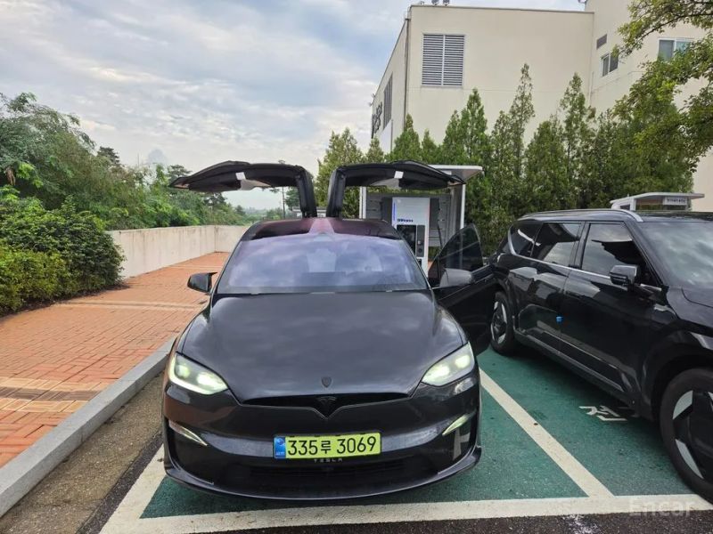 Tesla model-x