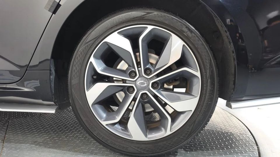 Renault-KoreaSamsung SM6
