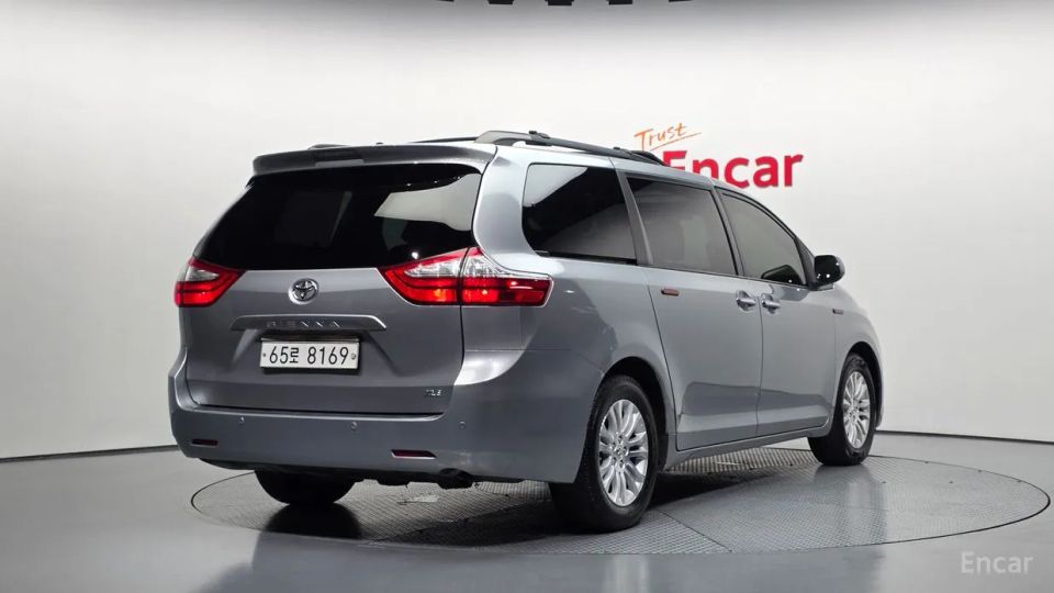 Toyota Sienna