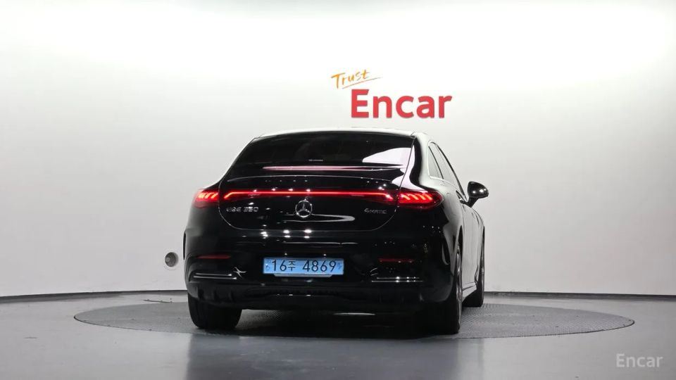 Mercedes-Benz EQE
