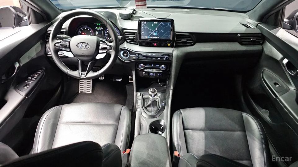 Hyundai Veloster