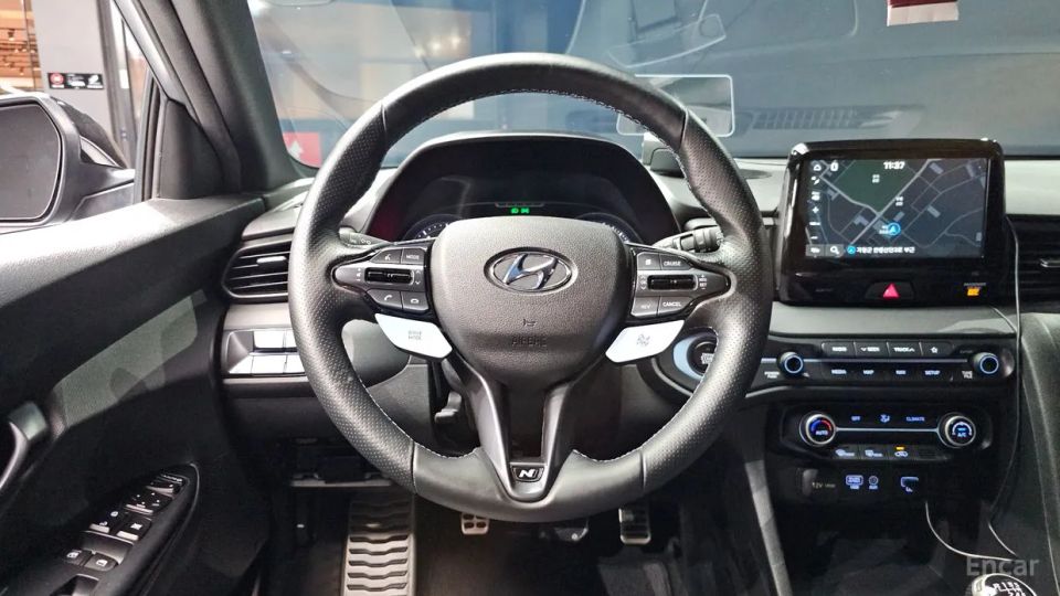 Hyundai Veloster