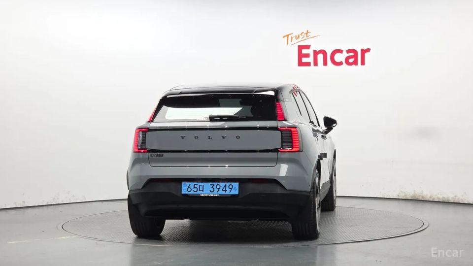 Volvo EX30