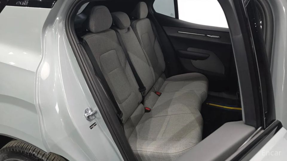 Volvo EX30
