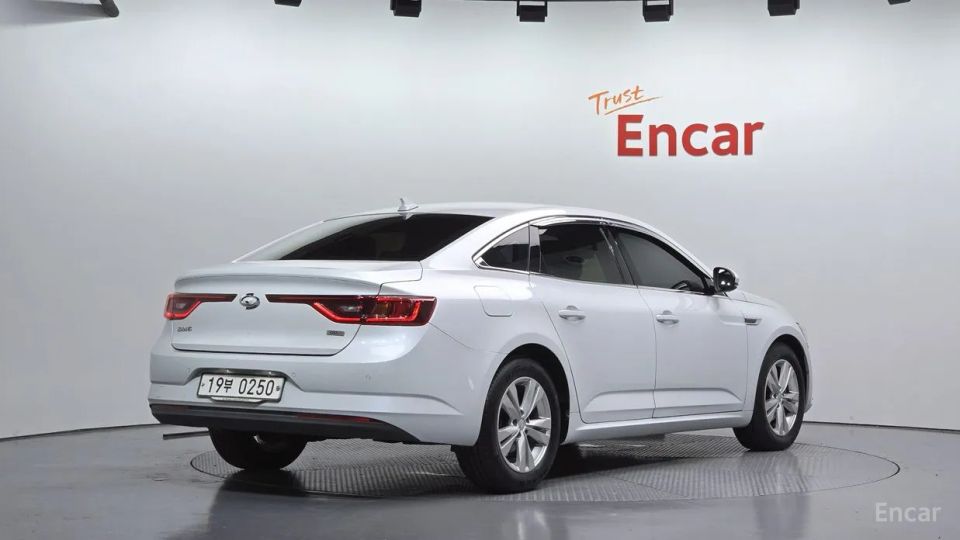 Renault-KoreaSamsung SM6