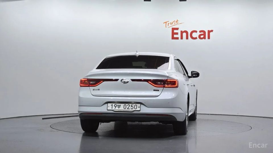Renault-KoreaSamsung SM6
