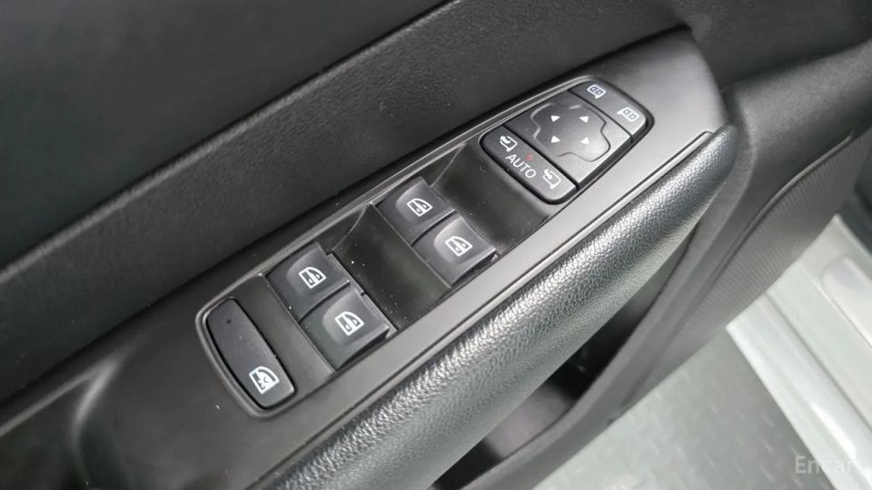 Renault-KoreaSamsung SM6