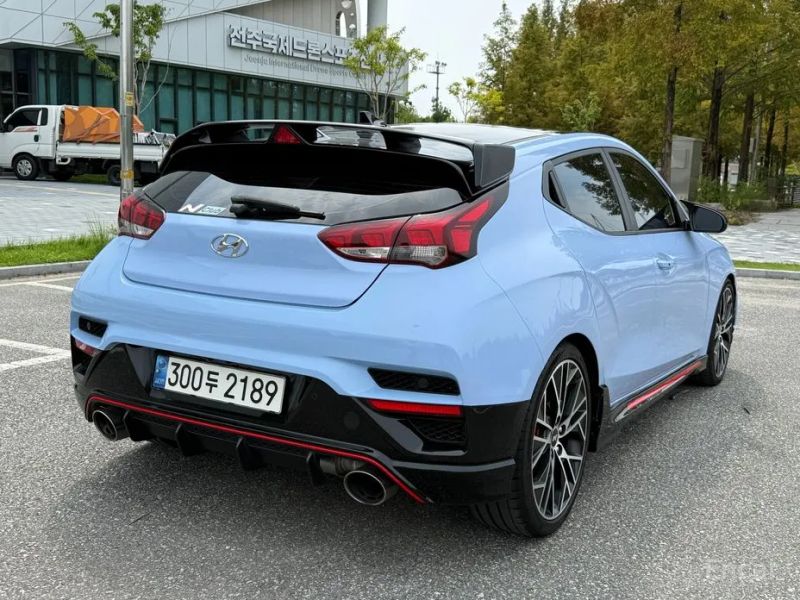 Hyundai Veloster