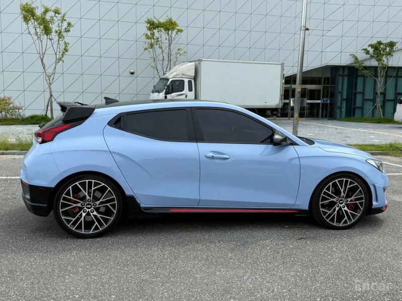 Hyundai Veloster