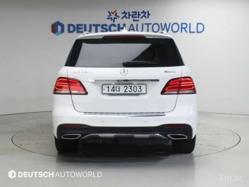 Mercedes-Benz GLE-Class