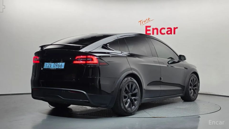 Tesla model-x