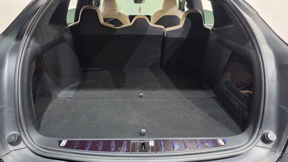 Tesla model-x