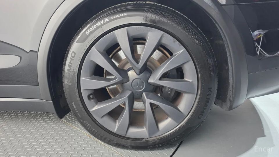 Tesla model-x