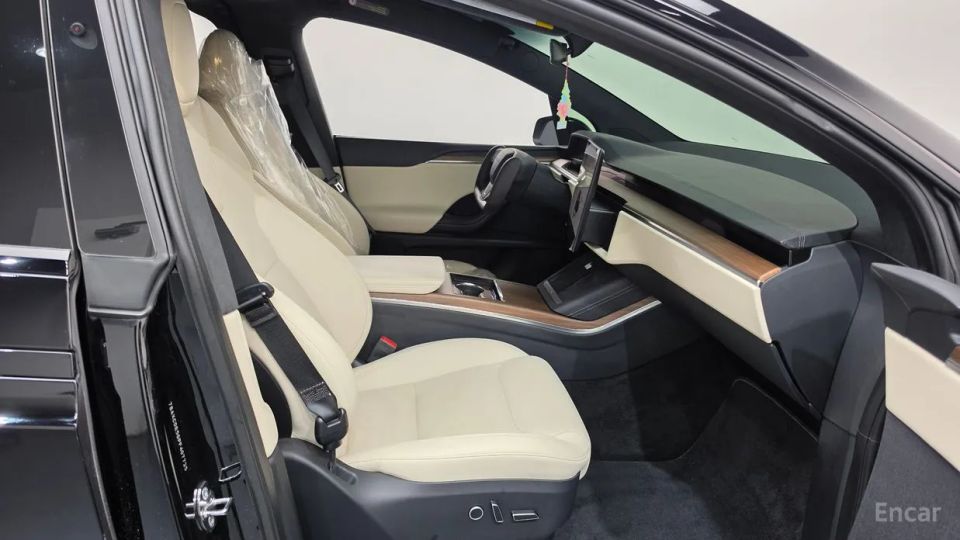 Tesla model-x