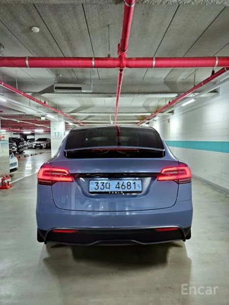 Tesla model-x