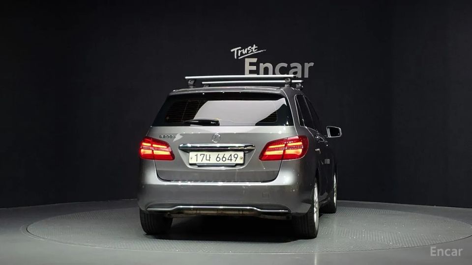 Mercedes-Benz B-Class