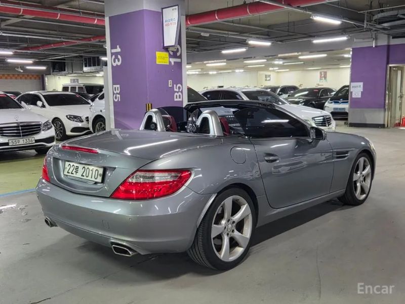 Mercedes-Benz SLK-Class