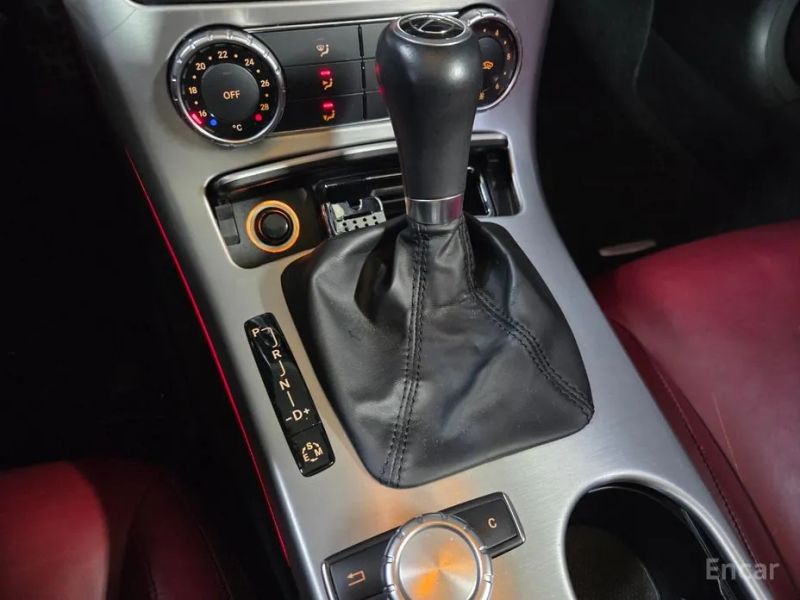Mercedes-Benz SLK-Class