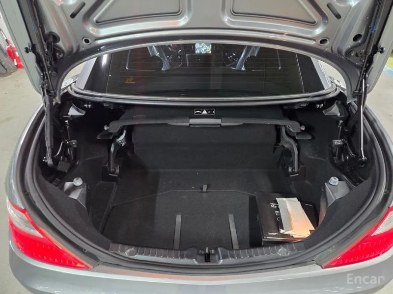 Mercedes-Benz SLK-Class