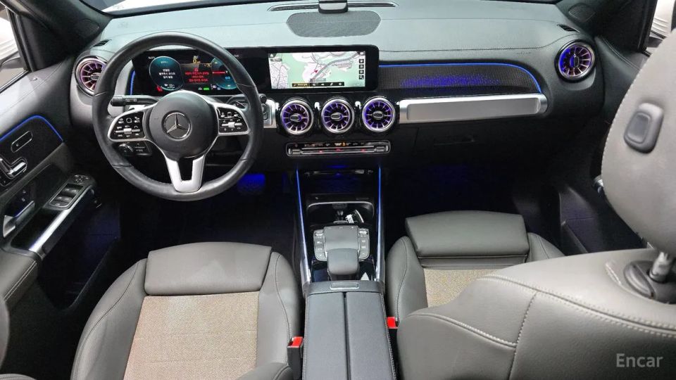 Mercedes-Benz EQB