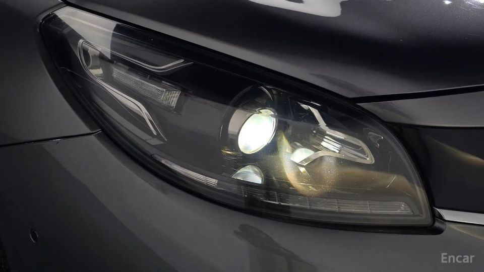 Renault-KoreaSamsung SM7