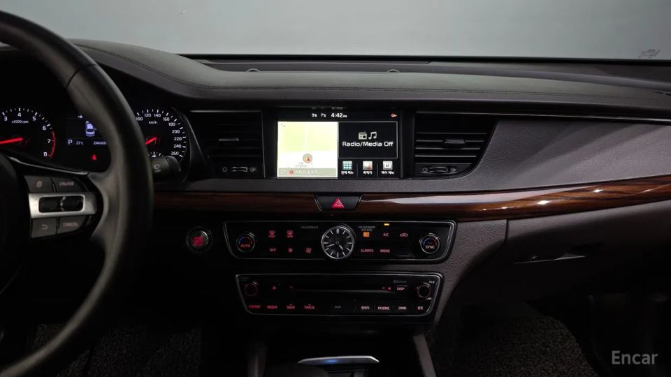 Kia K7