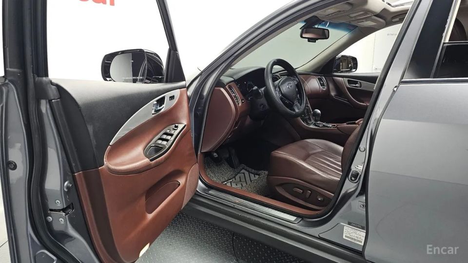 Infiniti QX50
