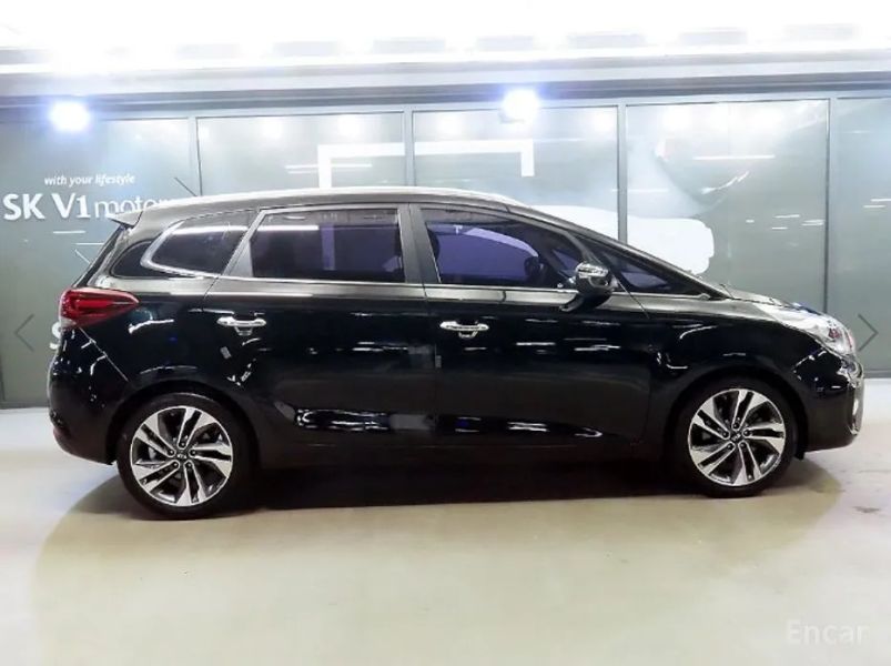 Kia Carens