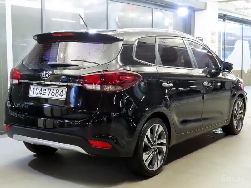 Kia Carens