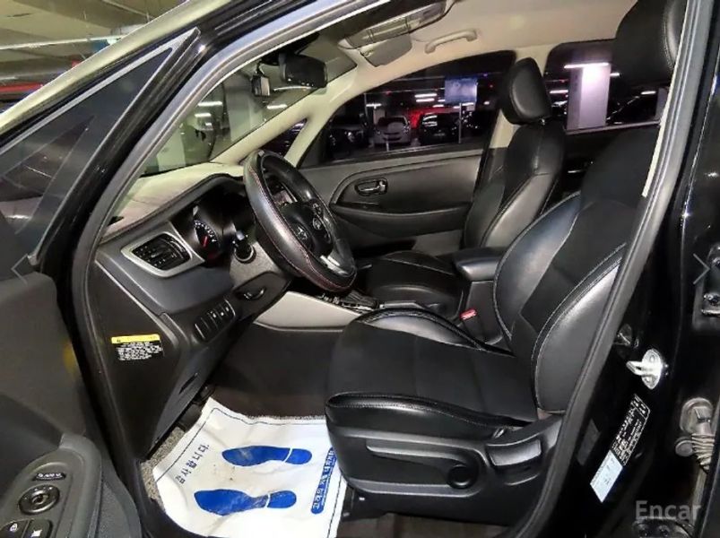 Kia Carens