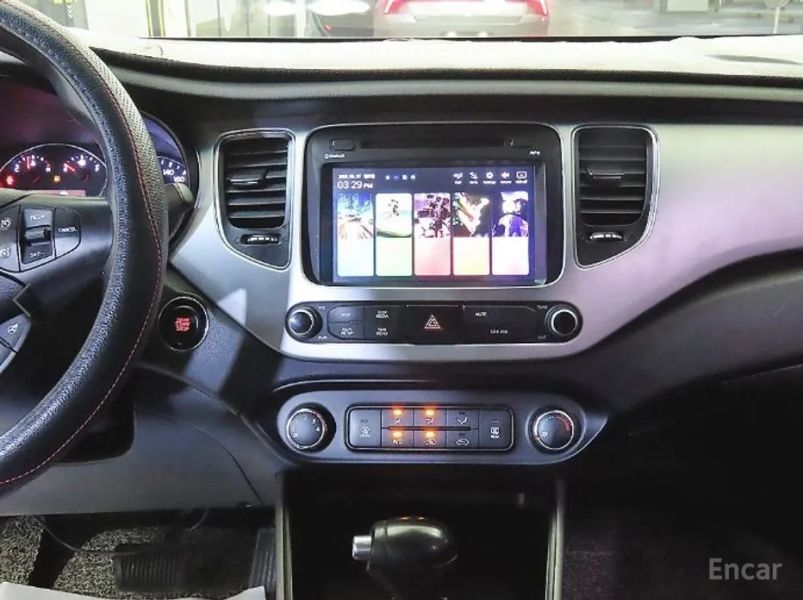 Kia Carens