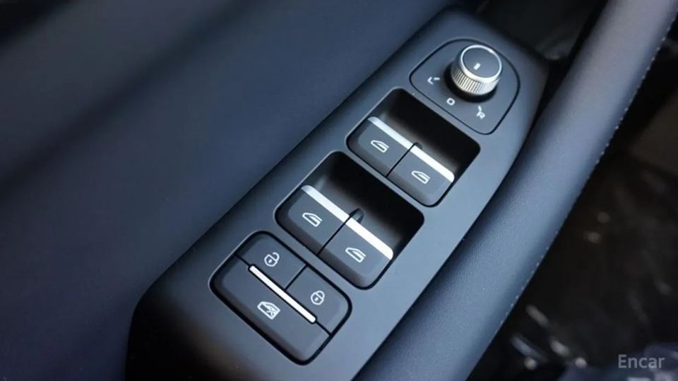Renault-KoreaSamsung Grand Koleos