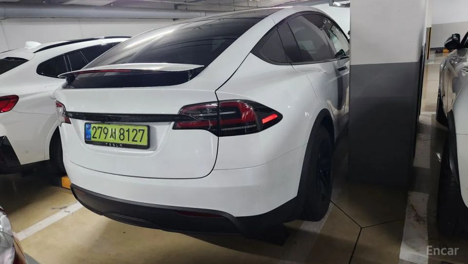 Tesla model-x