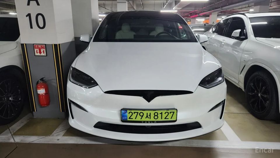 Tesla model-x