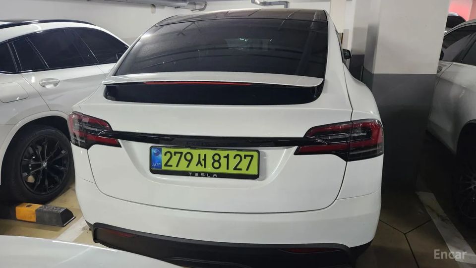 Tesla model-x