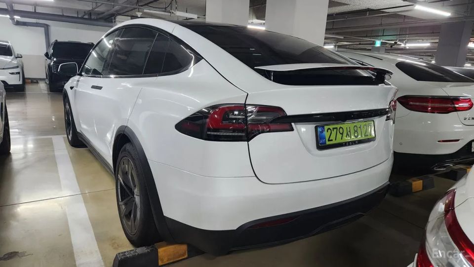 Tesla model-x