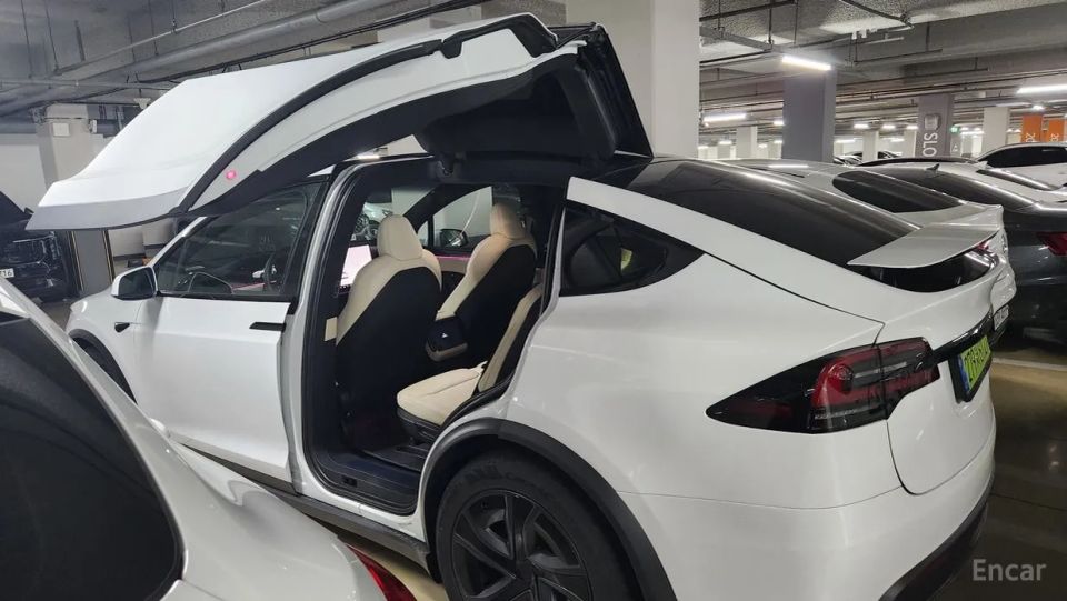 Tesla model-x
