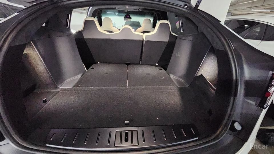Tesla model-x