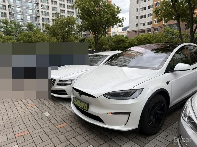 Tesla model-x