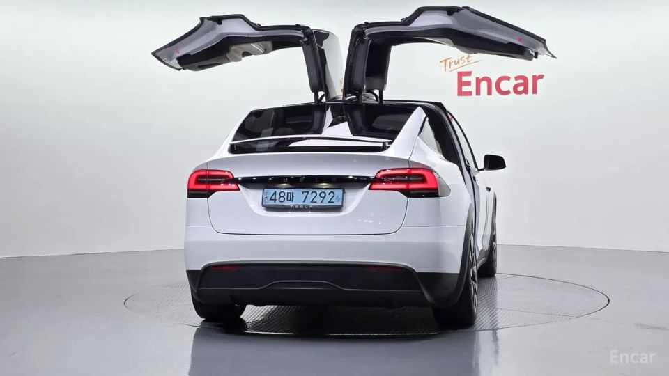Tesla model-x