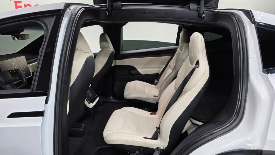 Tesla model-x