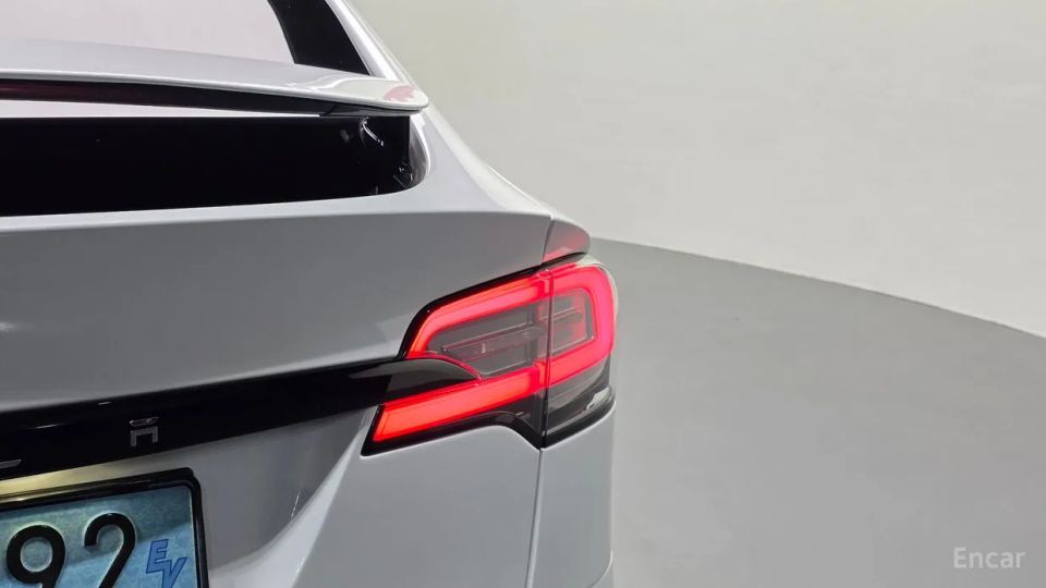 Tesla model-x