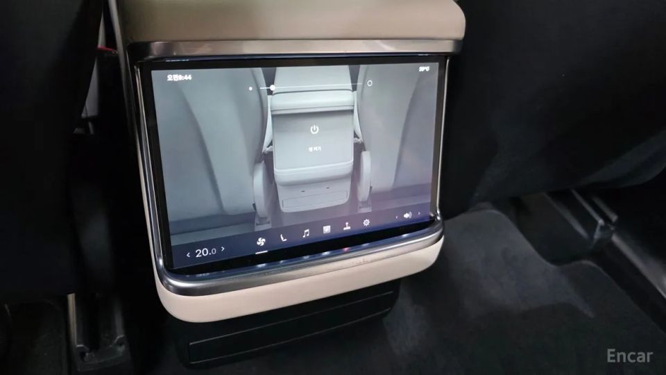Tesla model-x