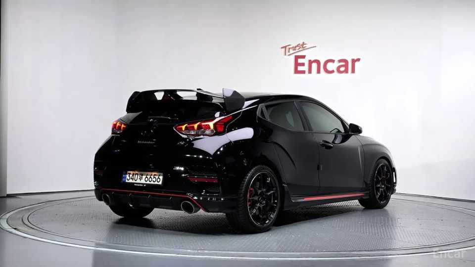 Hyundai Veloster