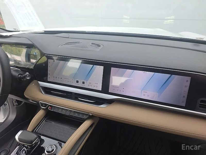 Renault-KoreaSamsung Grand Koleos