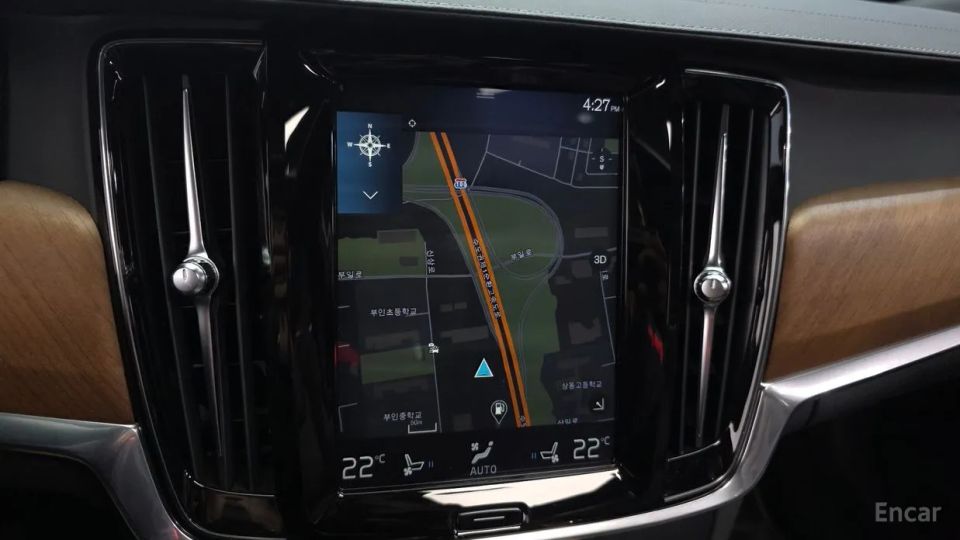 Volvo S90